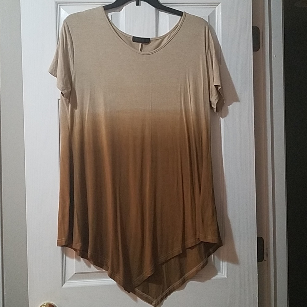 Ombre short sleeve tunic top
